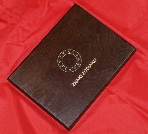 Znaki Zodiaku - Kaseta na monety Numizmato DE LUXE